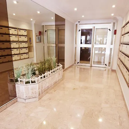 2 Pieces Avec Terrasse -calme-sans Vis A Vis-garage-centre De Appartement